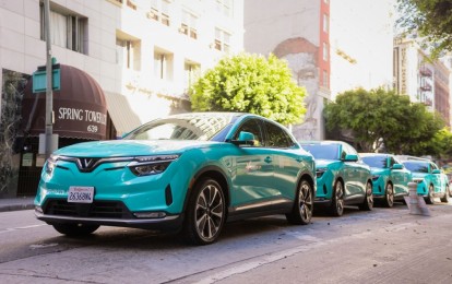 Green SM tiến vào thị trường Mỹ, đội xe dùng SUV điện VinFast VF 8